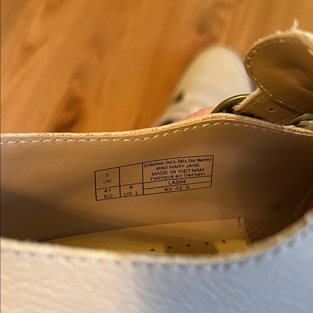 Women’s Doc Marten Mary Jane’s - Picture 8 of 8